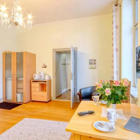 Cozy In Krakow Am With Kitchenette Apartment Krakow am See